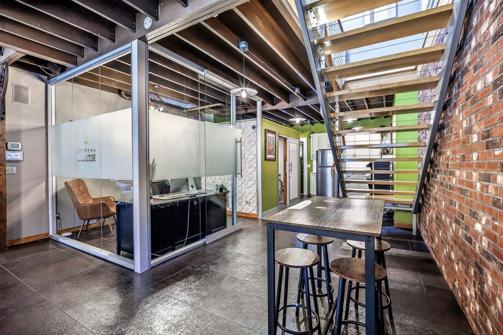 Rare Park Ave Office and Retail Space with On Site Parking