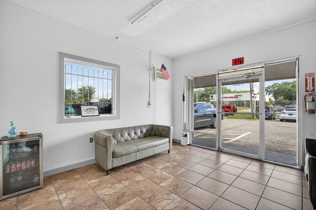 Auto Repair and Retail For Sale or Lease