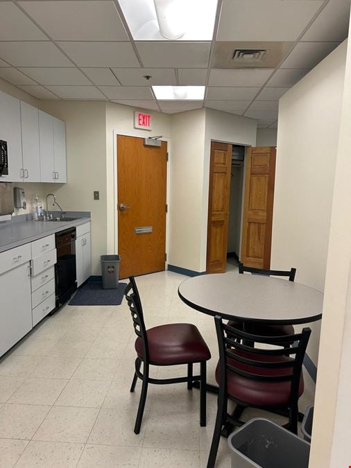 955 Main Street - Suite 305