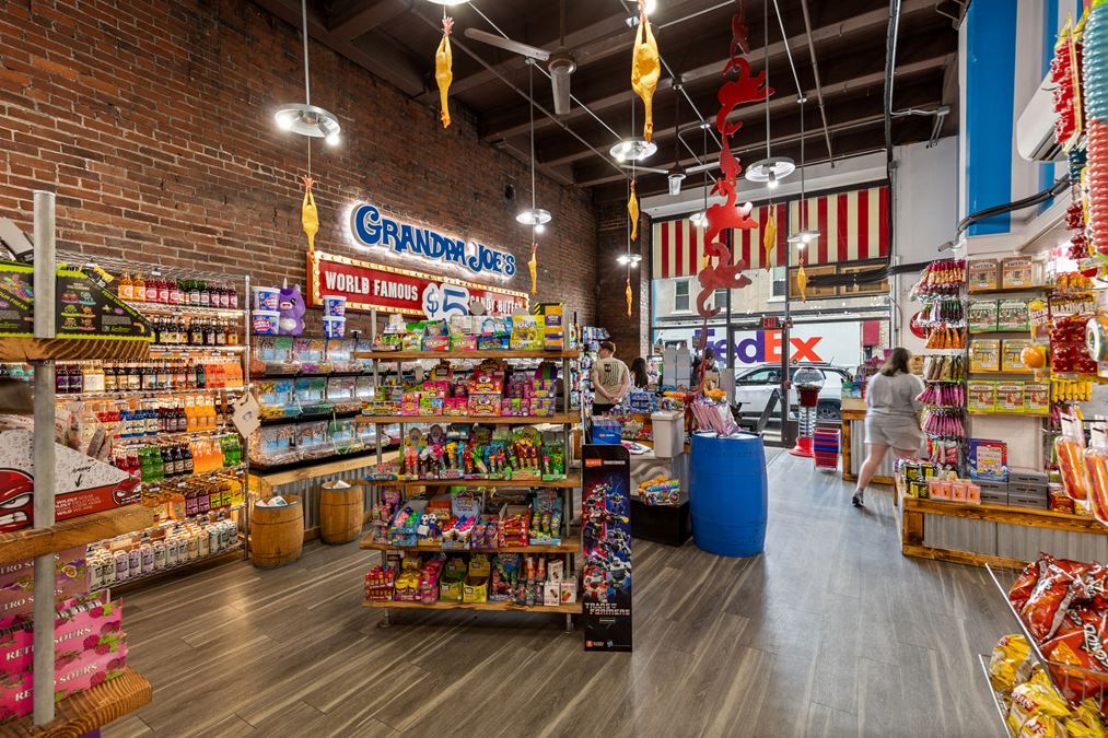The American Wholesale Building | 37,500 SF Mixed-Use Investment Opportunity
