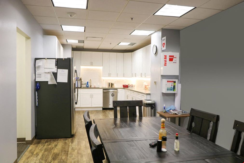 10000 NCX | Sublease 6,085 SF