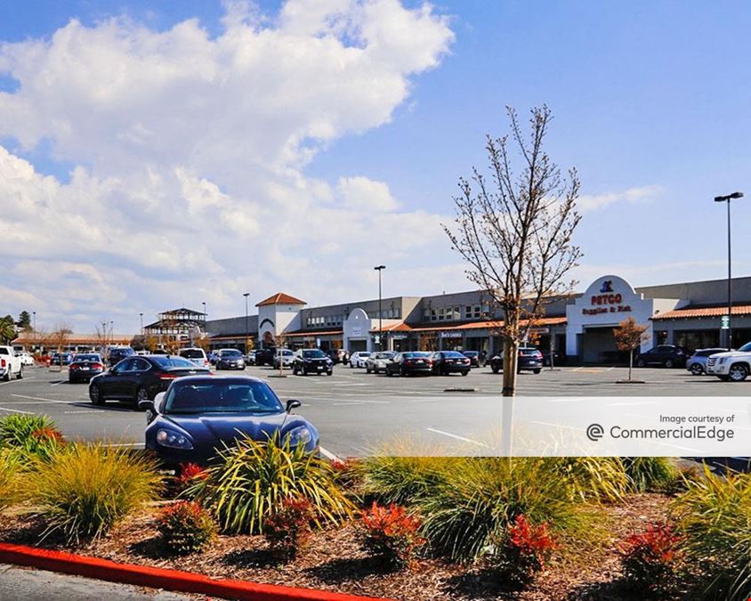 Montecito Plaza