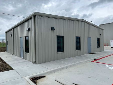 Preview of Commercial space for Rent at 204 Benelli Drive