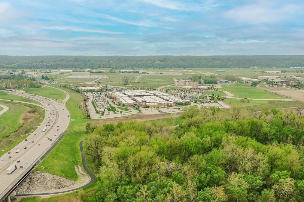 St. Louis Premium Outlets Sale + Development Opportunity