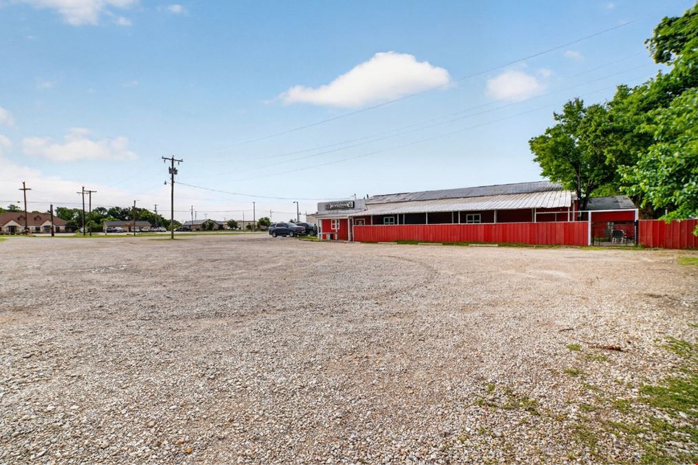 304 FM 148 Terrell - Legendary Dance Hall & Saloon For Sale