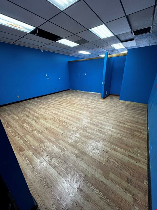 Courtland Plaza - Retail / Service for Lease - Ypsilanti