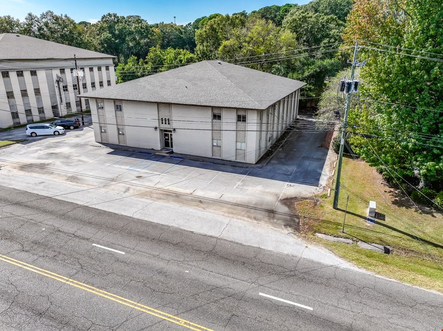 111 Coliseum Blvd