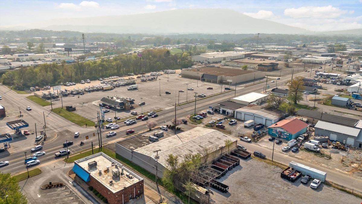 11,450 SF Industrial Flex + 4,700 SF Secured Shop
