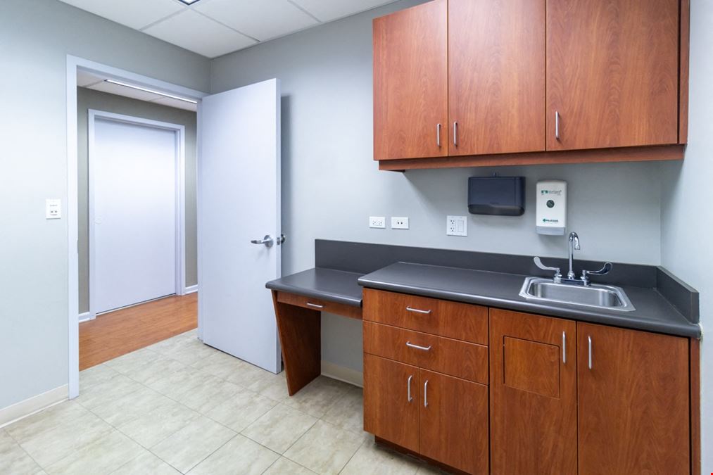 Medical Office Space For Lease | Lincoln Park