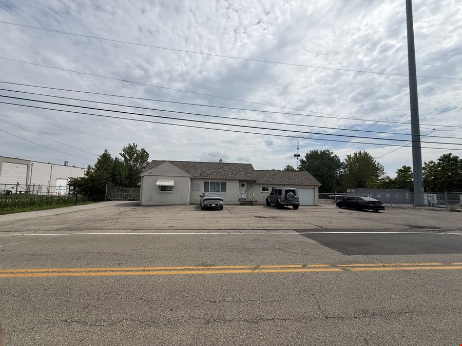 5848 Poe Ave