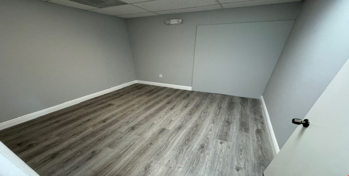 924 SF Suite 223 Professional and Medical Office Space