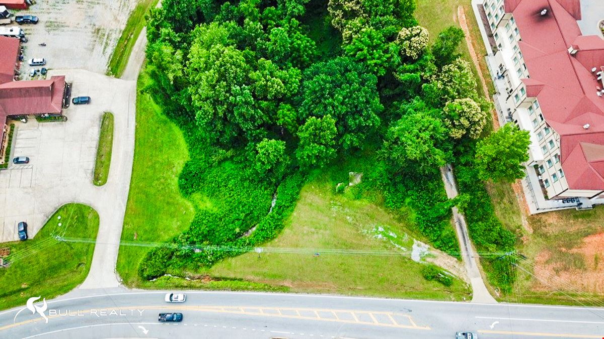 ±1.23 Acres in the Center of Helen | Commercial/Residential Use