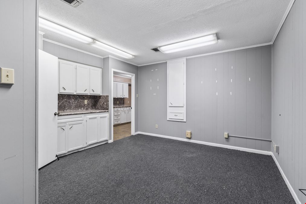 Medical/Office Suite for Lease – 1,314 Sq. Ft.