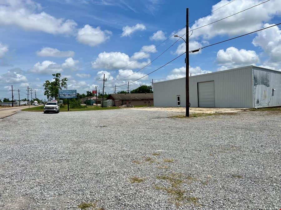 6,800 SF Warehouse near Downtown Houma