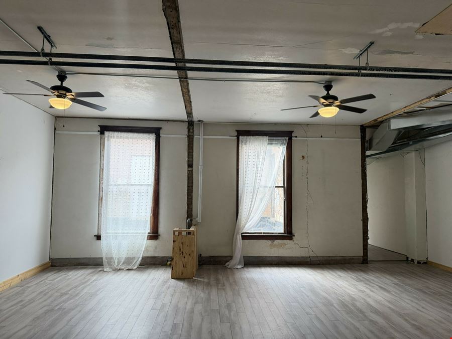 402 E Main Ave