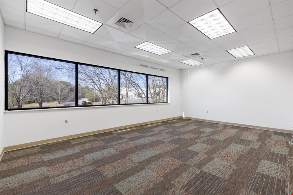 Midpark Road 2,600-22,000 SF Avail. Bus/Ind Park