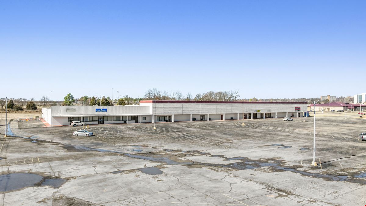 Muskogee Shopping Center - Outparcels