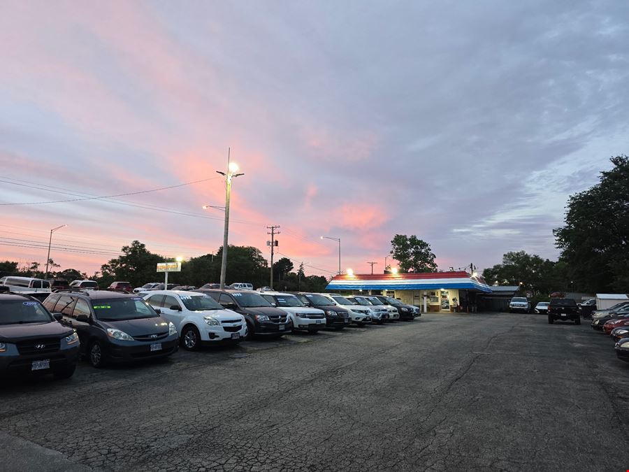 635 E North Ave