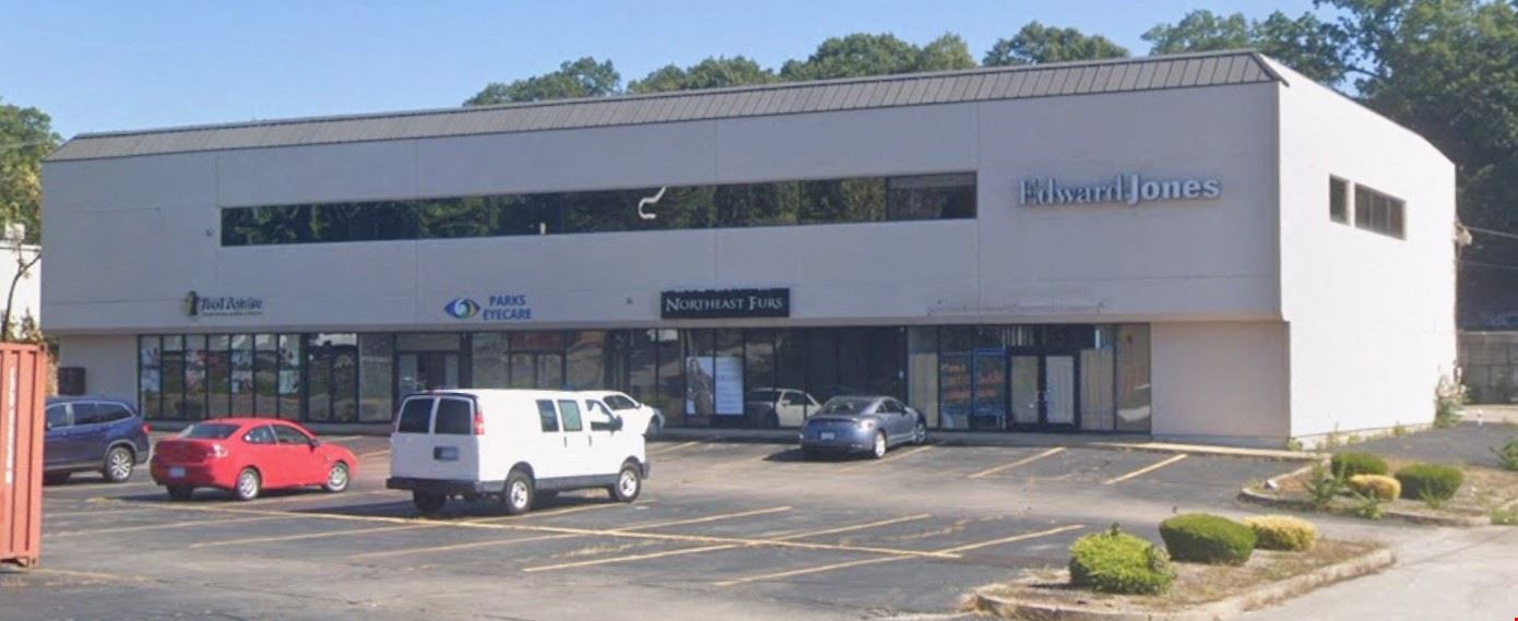 120 Lambert Lind Hwy Unit 6 1995 SF Warwick, RI 02886