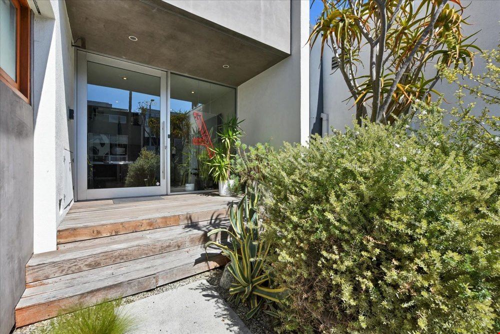 1319 Abbot Kinney