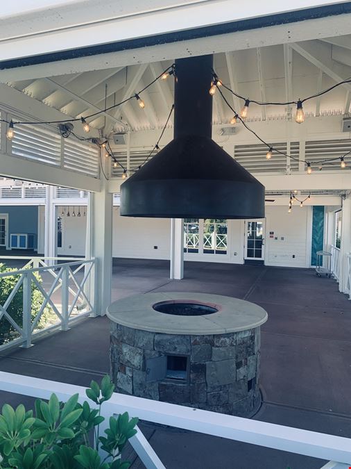 Former Bahama Breeze | Coastland Center Mall