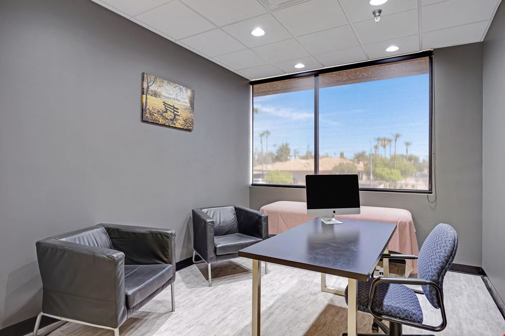 9495 E San Salvador Dr