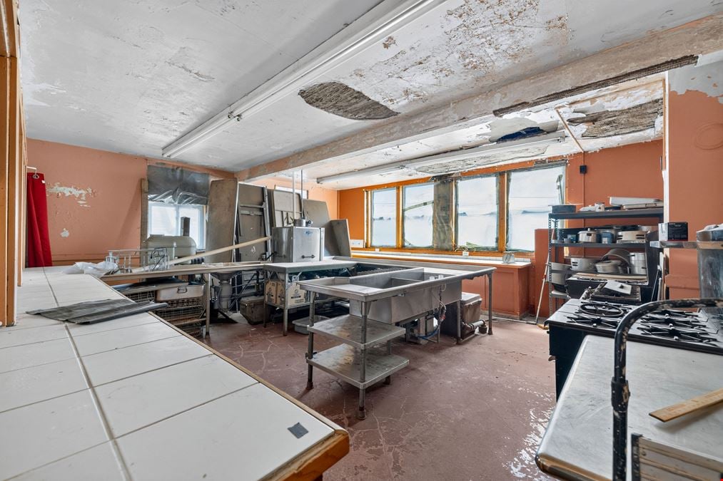 1450 McKinstry St - Bethlehem Lutheran School