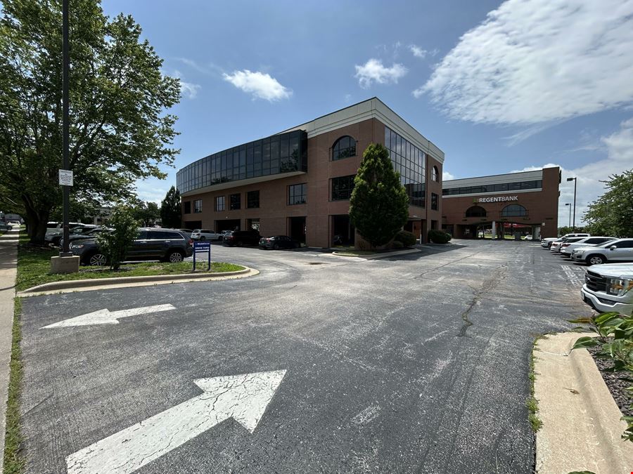 PROFESSIONAL OFFICE SPACE EAST BATTLEFIELD
