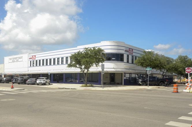 Preview of Retail space for Rent at 1712 S Staples St