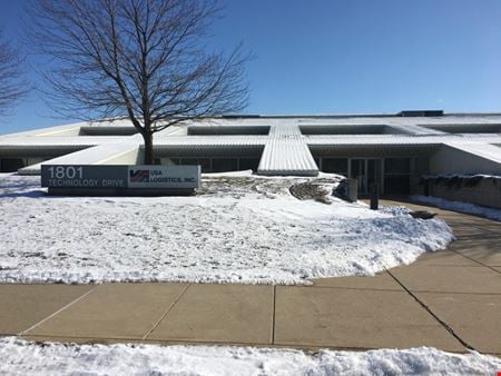 Preview of commercial space at 1801 Technology Drive