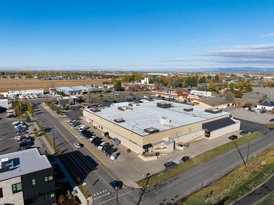 Former Universal Athletic offices and warehouse