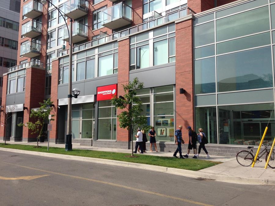 1033 Queen Street West