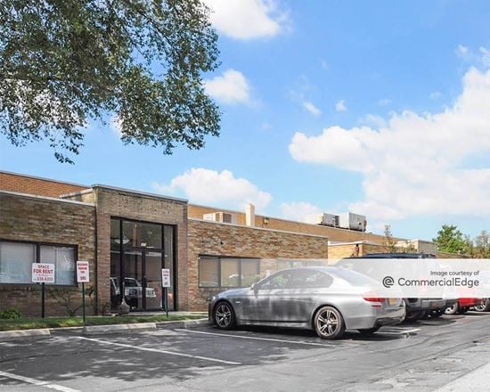 Preview of Office space for Rent at 536 Mineola Avenue