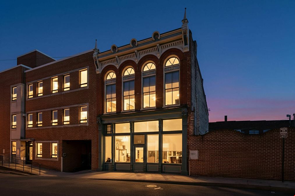 FLEXIBLE MIXED-USE BUILDING IN HISTORIC DOWNTOWN STAUNTON