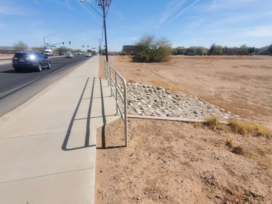 3.4 Acres for Office For Sale in Casa Grande