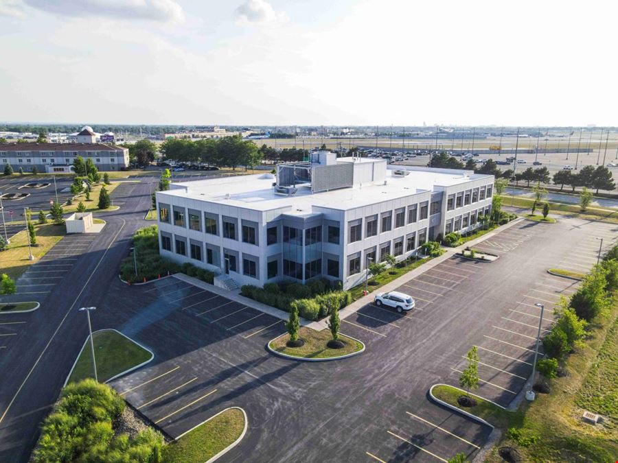 600 Airborne Parkway