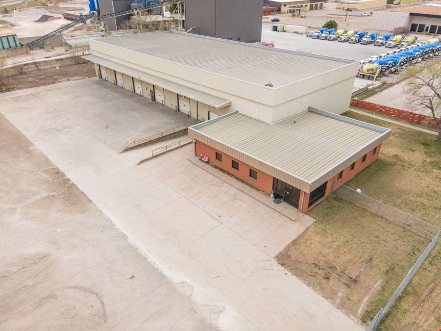 2111 East Industrial Avenue