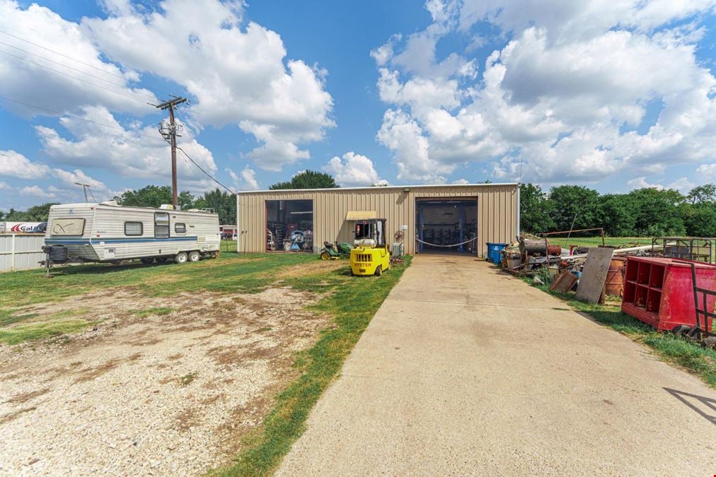 Warehouse for Sale in Kerens