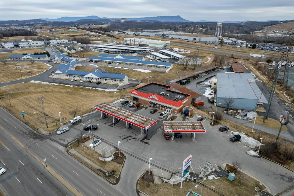 FOR LEASE – New End-Cap Retail Space | 2,006 SF | High Traffic Location