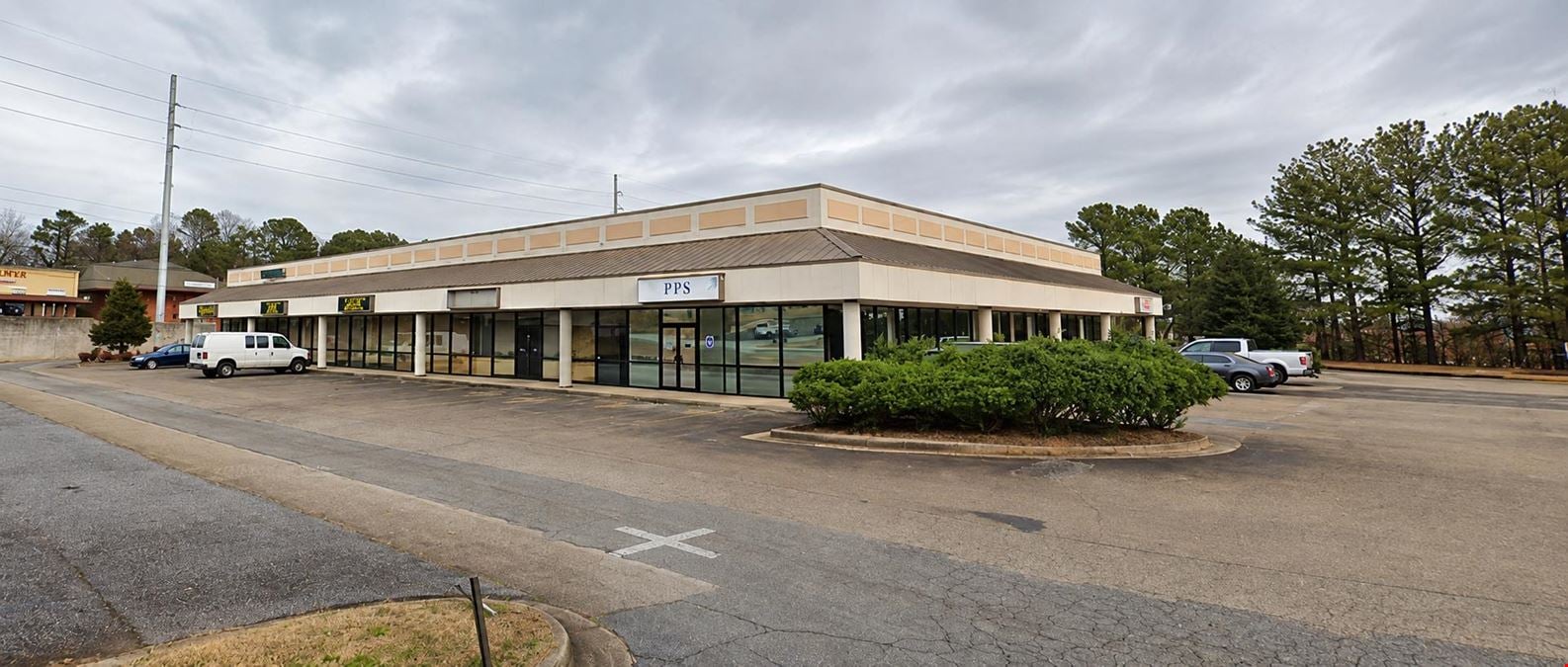 Emma Lane Shopping Center