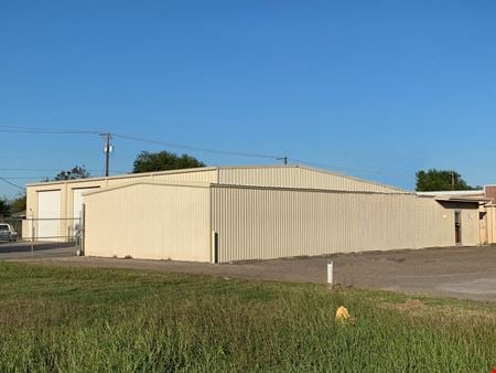 Preview of commercial space at 5562 Leopard St