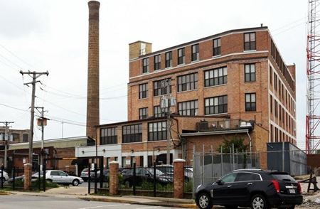 Preview of commercial space at 2675 W Grand Ave