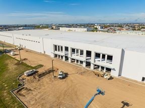 ±354,400 SF Logistics Center for Lease