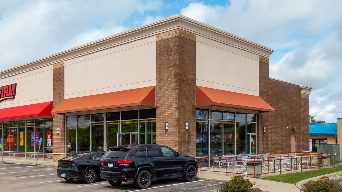 Premier Retail Visibility on Hwy 52