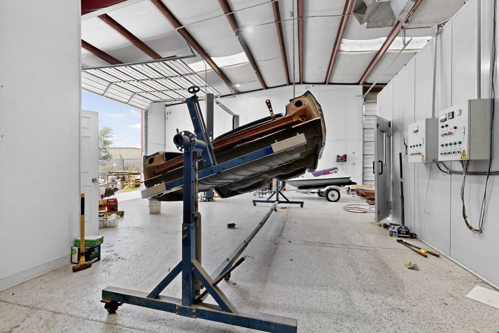 NORTH I25 TWO TENANT WAREHOUSE WITH YARD