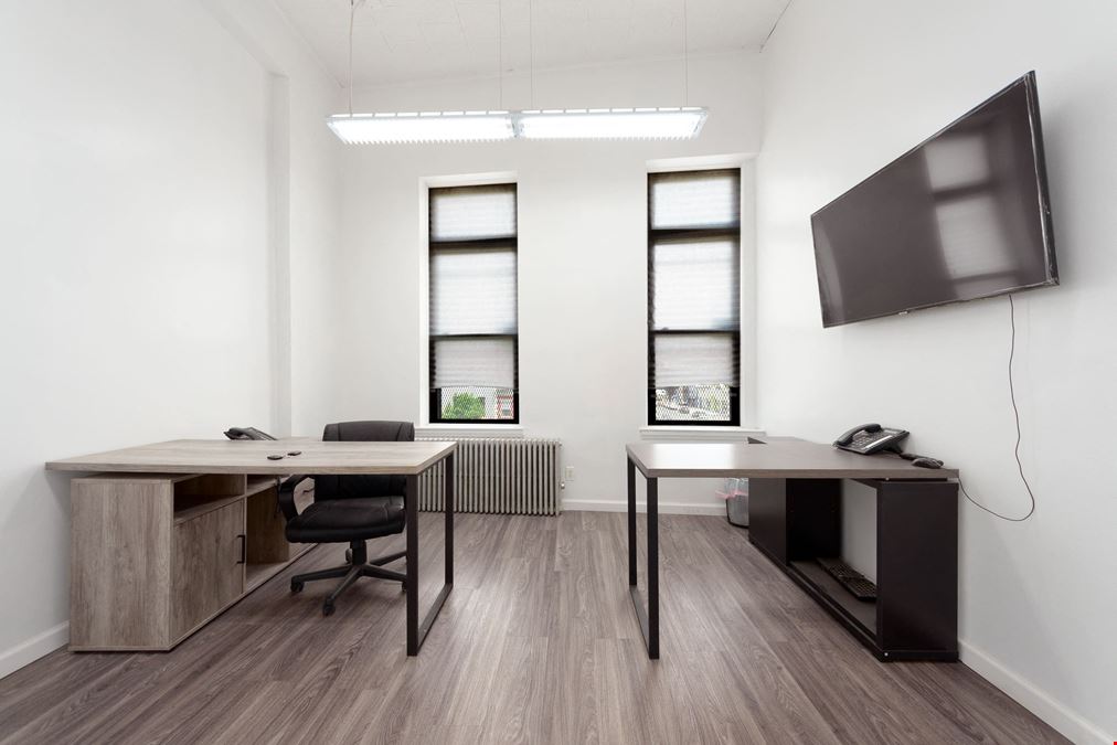 4,250 SF | 100 Pennsylvania Avenue | 3rd Floor Move-In-Ready Office Space W/ Elevator for Lease