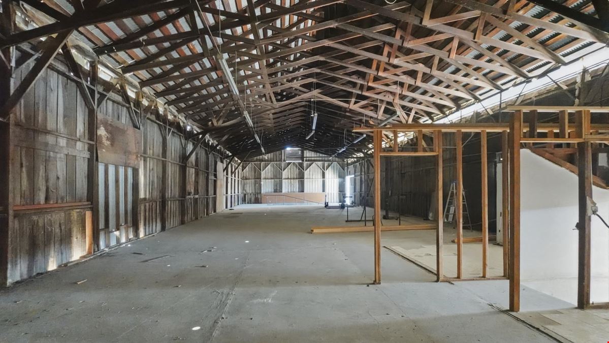 216 E St, Madera