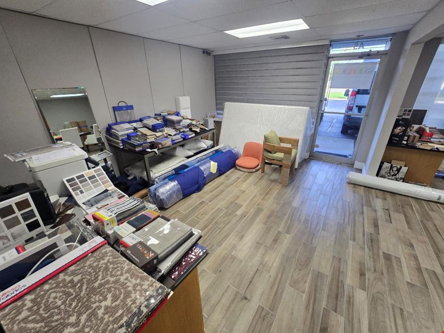 For Lease 100% A/C Office/Warehouse