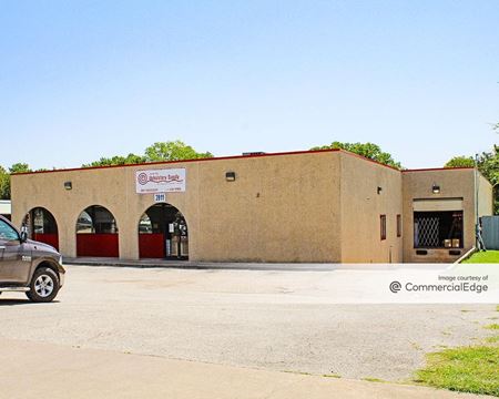 Preview of commercial space at 3911 Woodbury Drive