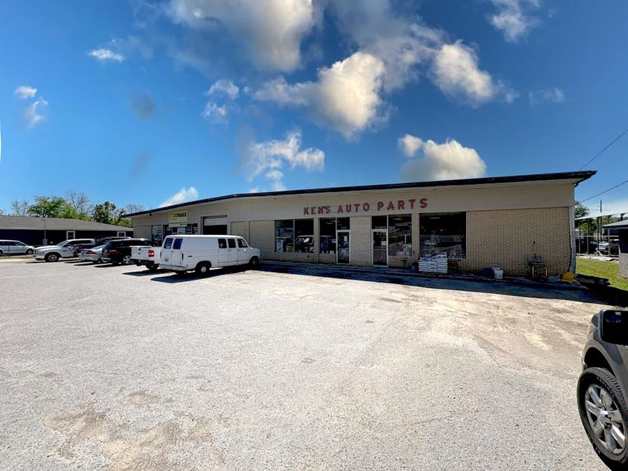 3412 Pelham Parkway - Ken's Auto Parts